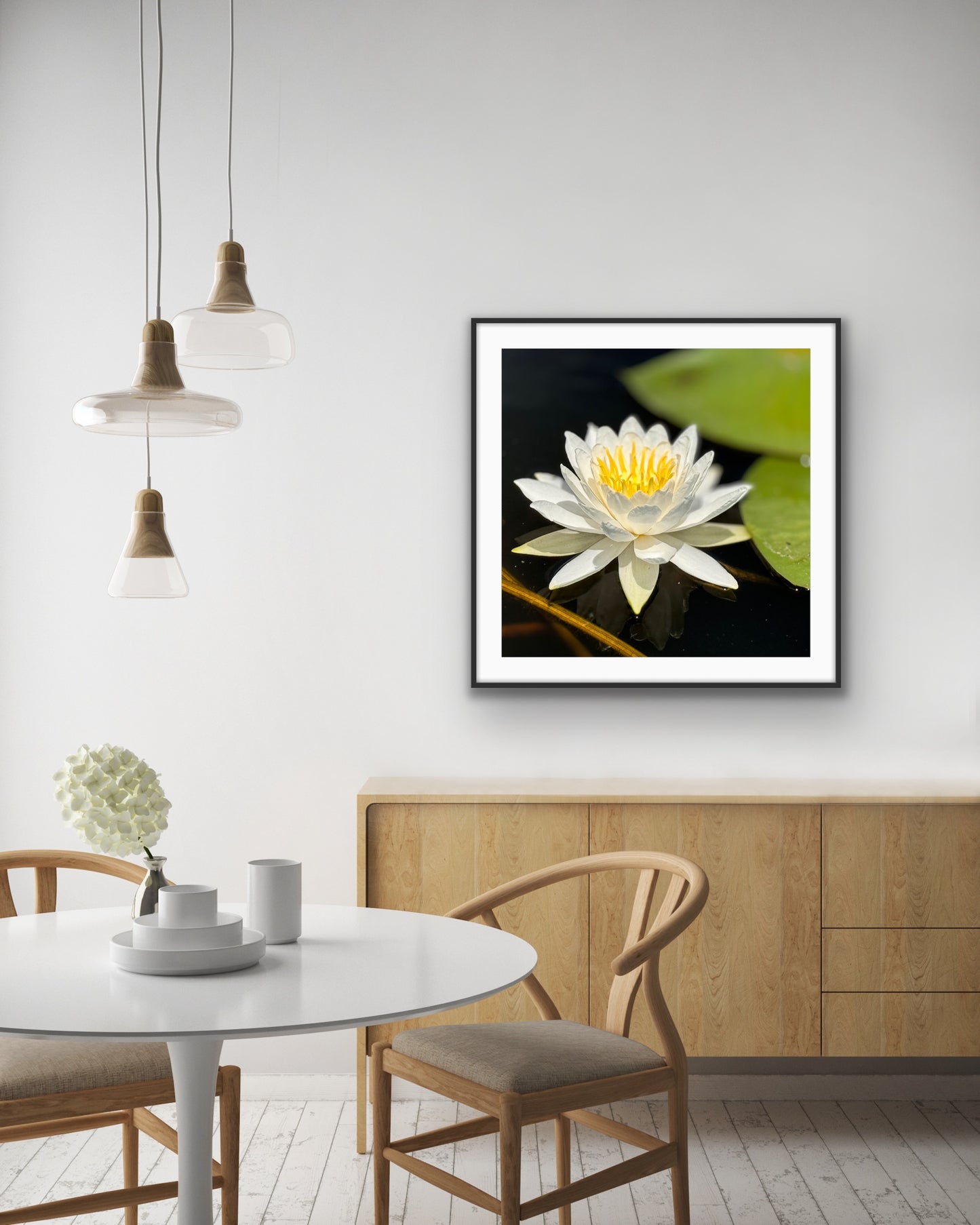 White Waterlily - Doreen Avila, Artist